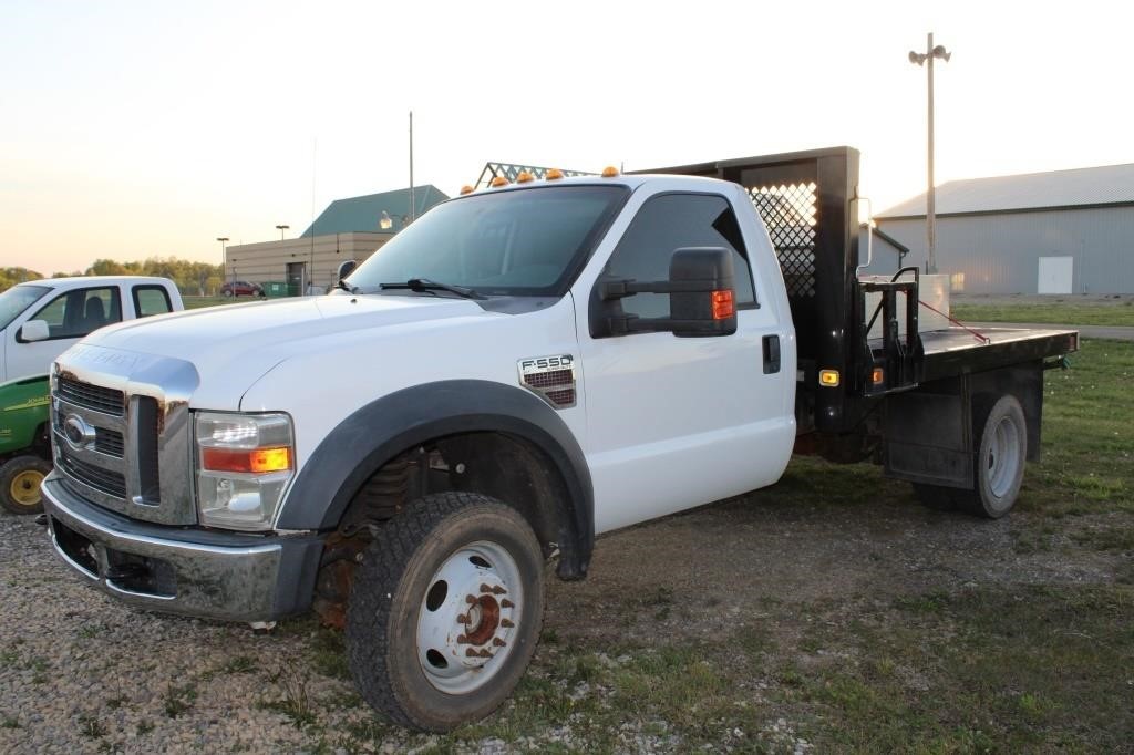 2010 FORD F-550 TRUCK LOW MILES