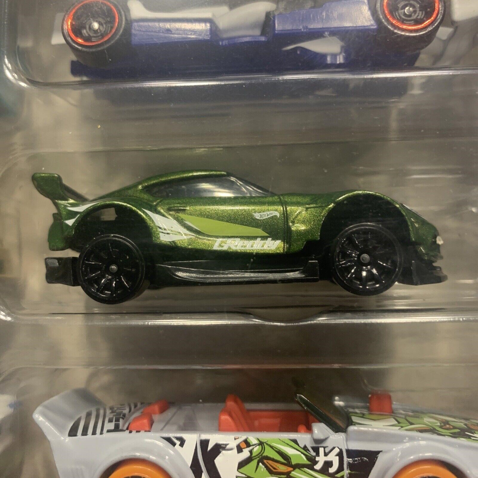 Hot Wheels 8 Basic Include 1 Exclusive Car $25
