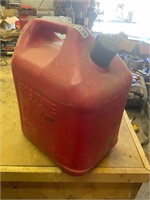 5 gallon plastic gas can - 3/4 full