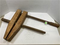 large primitive wood clamp - 18" clamp width - 23"