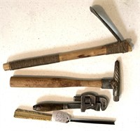 Lot: GENUINE STILLSON 8" pipe wrench; EZ OUT welde