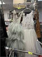 BARIANO SZ 8 WEDDING DRESS / KIDS DRESS