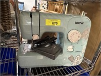 BROTHER SEWING MACHINE LX3817A