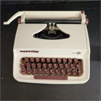 "Easy - Writer" Typewriter