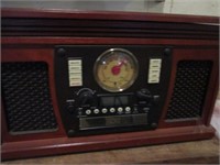 Victrola Vintage Style Radio