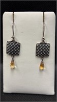 Black coloured earrings 925
