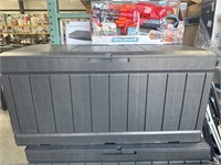 OUTDOOR CONTAINER RETAIL $200
