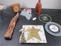Cool Lot of Wood and Metal Decor