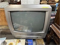 EMERSON TV W BUILT IN DVD & VHS PLAYER