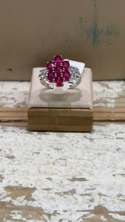 Sterling Silver Size 9.5 Ring with Oval Garnets