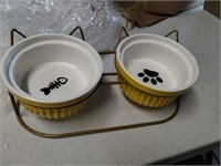 Cat Bowls & Stand