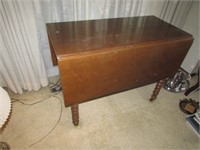 spool legged dropleaf table
