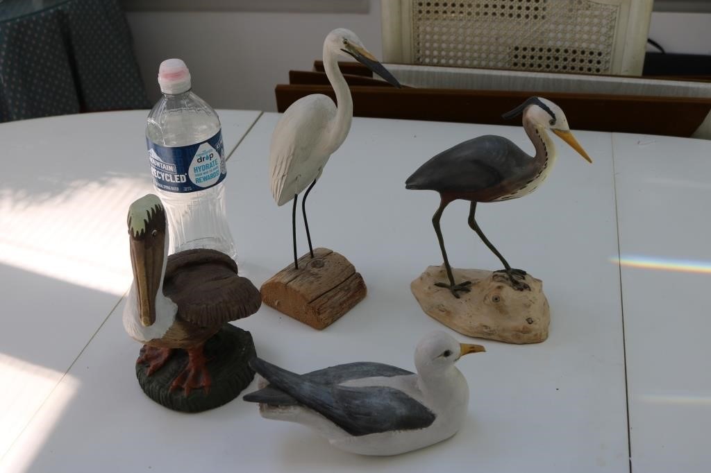 bird figurines