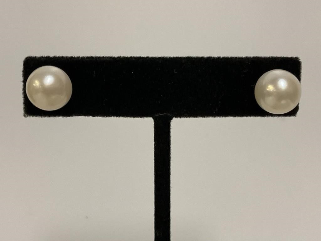 10kt Gold Freshwater Pearl Earrings 3.0gr TW w/box