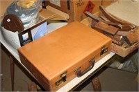 briefcase,movie reels & items