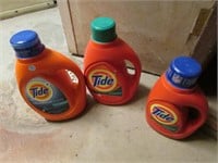 3 full jugs of tide soap