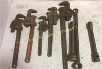 Vintage tools . Pipe wrenches, wrenches .