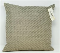 R501  Calvin Klein Decorative Pillow 14