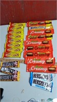 Assorted Candy Bar Lot (some exp. see pics)