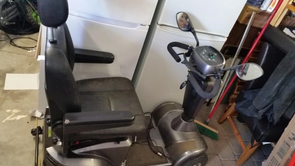 Fortress s425 Mobility Scooter untested (no keys)
