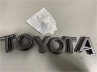 Toyota Single Lettering For Grill