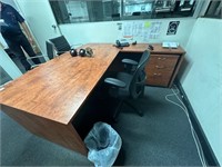 Timber L Shaped Desk & 3 Swivel Base Chairs