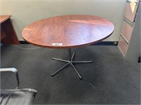 2 Timber Desks, Timber Top 1.2m Dia Meeting Table