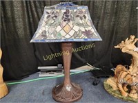 VINTAGE TIFFANY STYLE TABLE LAMP