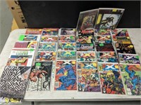 TRAY OF ASSORTED COMIC BOOKS