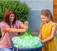 Set of 1000 fast fill water balloons