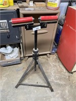 ROLLER STAND
