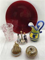 Decorative vase/ jar/ plate/ glass/ figurine