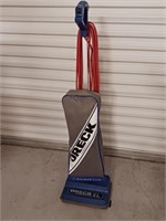 Oreck XL Commercial Vac(Tested)