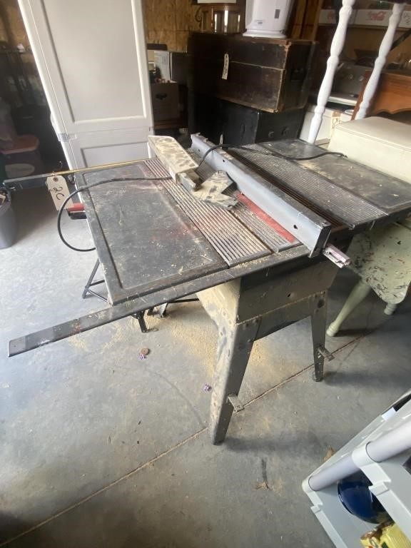 CRAFTSMAN 10 INCH 2 HP TABLE SAW