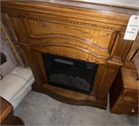 ELECTRIC FIREPLACE & MANTLE