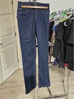 Jones New York Women's Straight Leg Jeans