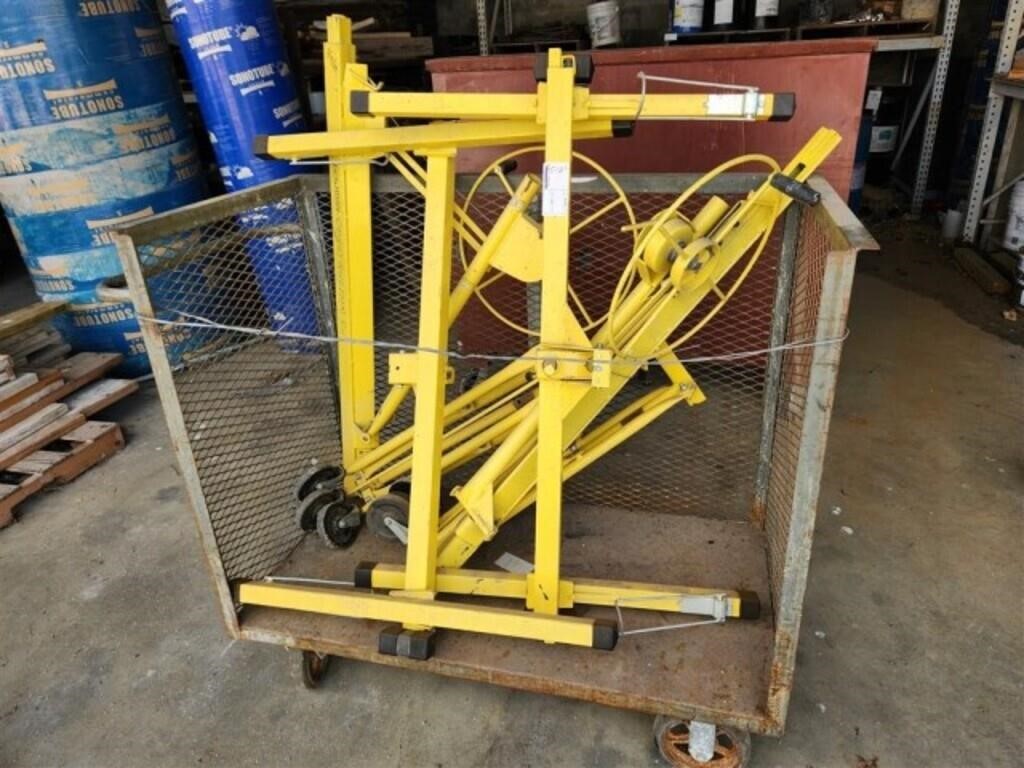ROLLING CAGE, W/ MATERIAL LIFT