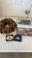 The polar express gift set - wreath - award medal