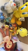 Assorted stuffed animals - Raggedy Ann - Tweety