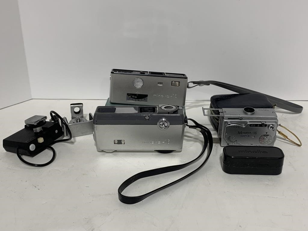 Vintage Minolta 16 E E II Cameras
