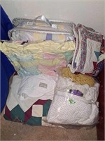 LARGE LOT OF QUILTS AND BLANKETS