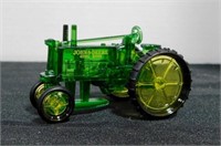 1 John Deere plastic ornament tractor 0197 clip