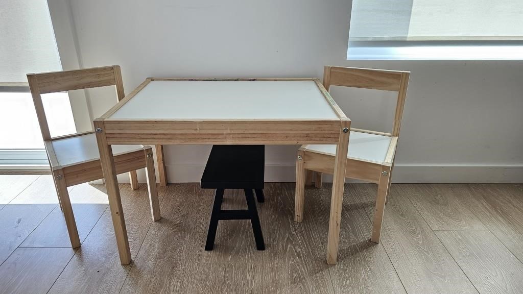 Table, 2 Chairs & Bench