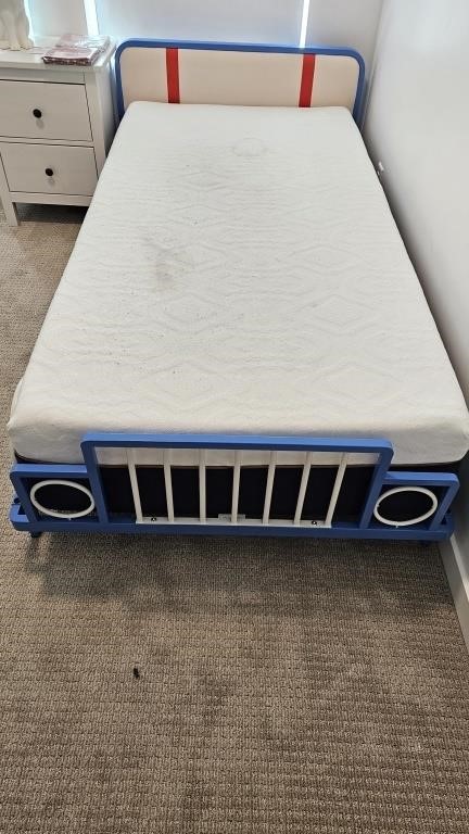 Gymax Kids Car Shaped Metal Platform Bed