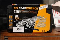 gearwrench mechanics tool set (lobby)
