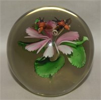 Vtg Pink Flower & Bumble Bee Art Glass Paperweight
