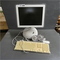 Apple iMac G4 Computer w/ Speakers