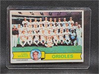 Topps #689 Orioles Team Baseball Card
