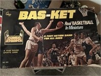 Real basketball in miniature