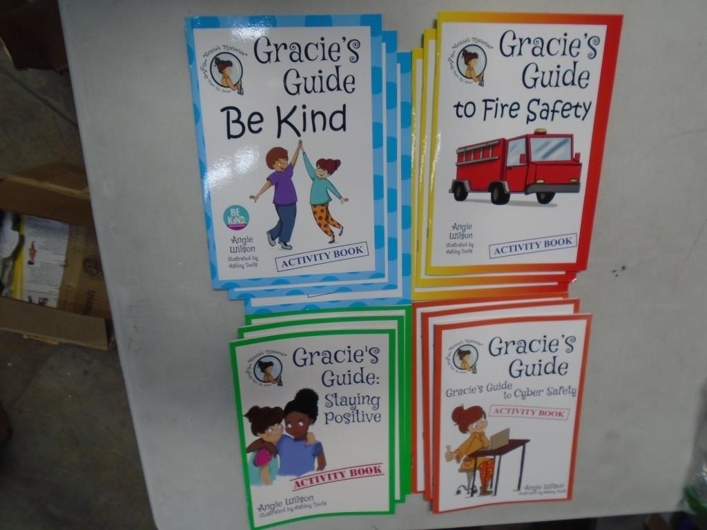 Gracie's Guide Books Bundle, 3 Sets of 4 Books